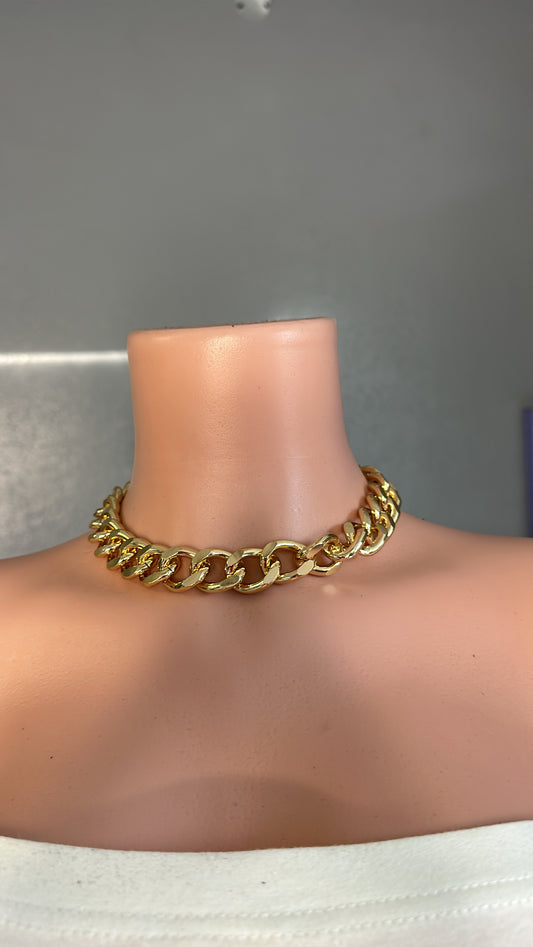 24K Gold Chocker