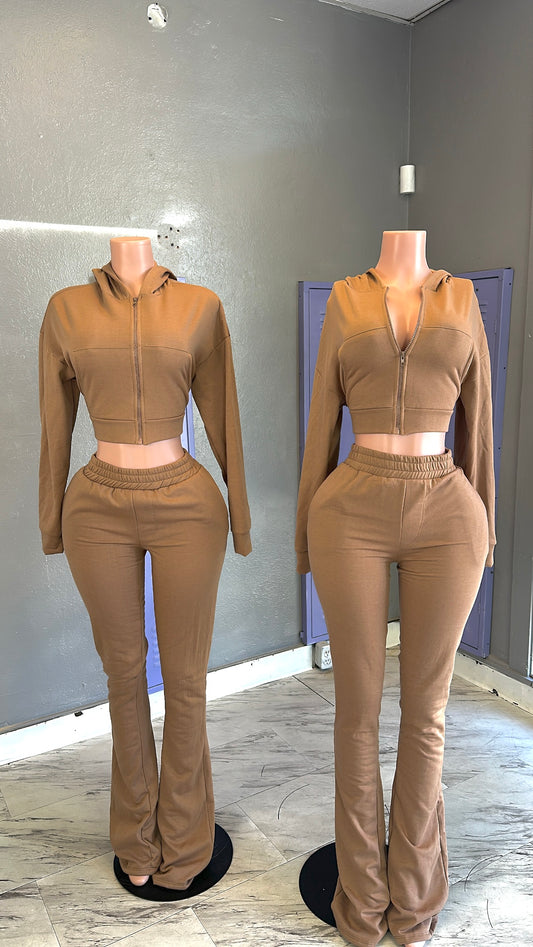 Mocha Stacked Set